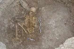 Ее принесли в жертву! В Англии нашли останки подростка из Железного века Ее принесли в жертву! В Англии нашли останки подростка из Железного века