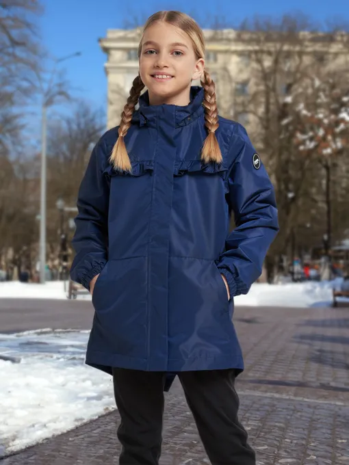 Синяя куртка Lassie на девочке подростке