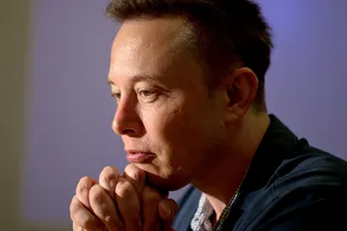 Tesla лишила зарплаты Илона Маска Tesla лишила зарплаты Илона Маска