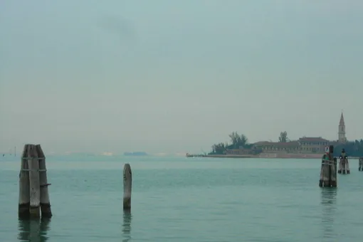 Самые страшные заброшенные больницы в мире