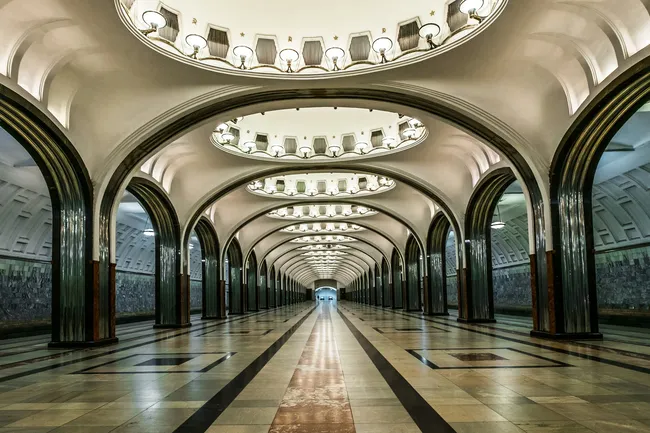 Непростое испытание даже для коренных москвичей: проверьте, насколько хорошо вы знаете столичный метрополитен