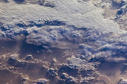 Нарушение симметрии: Северное полушарие нагревается быстрее Южного Нарушение симметрии: Северное полушарие нагревается быстрее Южного