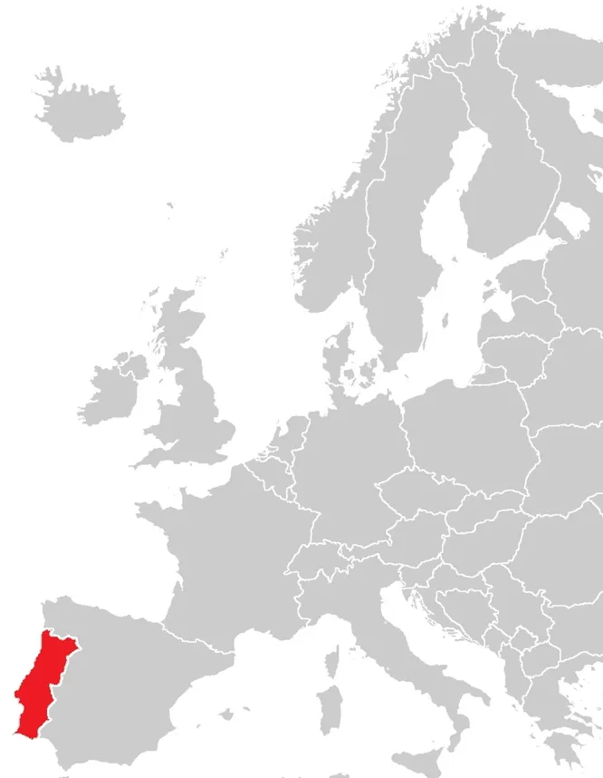 Какая страна выделена красным на контурной карте?