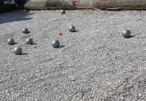 petanque balls