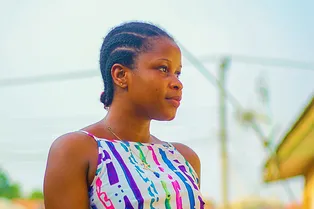 Женщину из Нигерии могут посадить на 7 лет за плохой отзыв о томатной пасте! Это справедливо?