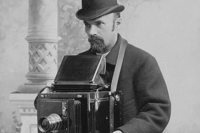 Кто изобрел фотоаппарат