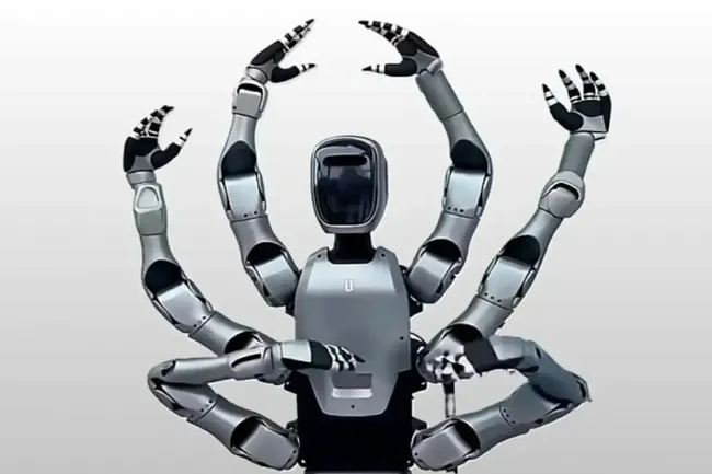 Одна голова и 6 рук: в Китае собрали уникального робота