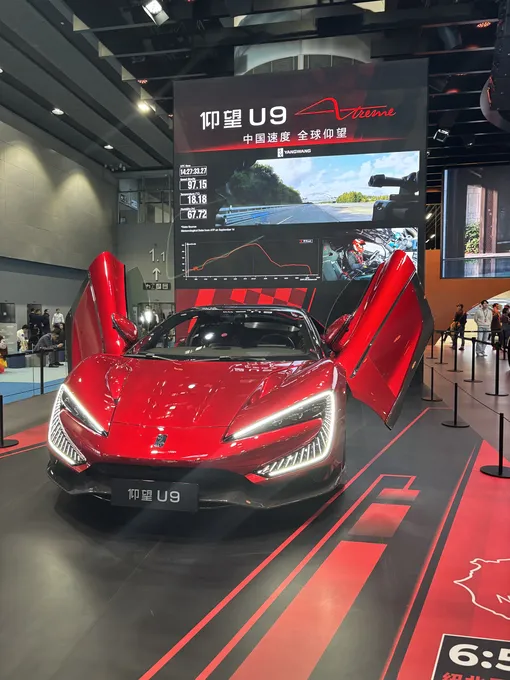 Суперкары первыми получат твердотельные батареи Суперкары первыми получат твердотельные батареи