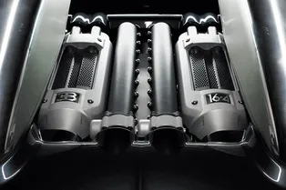 Как меняют масло на Bugatti Veyron? Как меняют масло на Bugatti Veyron?