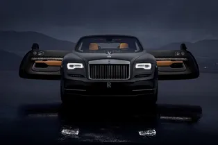 Rolls-Royce сделал потолок с падающими звёздами Rolls-Royce сделал потолок с падающими звёздами