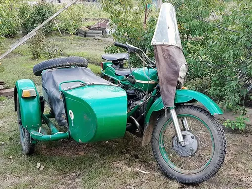 Мотоцикл «Урал» с коляской