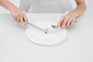 Почему одни люди становятся раздражительными при голоде, а другие — нет