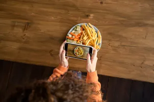 Сыты, но все равно хочется: как изображения еды обманывают мозг