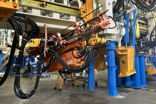 комплекс-«червь» для добычи руды