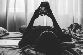 Тревожная тенденция: почему одиноких мужчин становится все больше