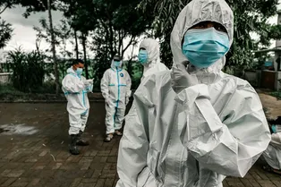 Ученые назвали 17 угроз здоровью человечества в этом столетии: две из них могут привести к вымиранию