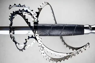 На случай возможного кризиса: как выковать рапиру из мусора