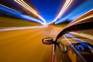 «Умная» дорога будет общаться с автомобилями