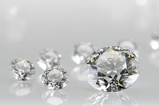 Алмаз в 2D: ученые получили двухмерную алмазную пленку из графена Алмаз в 2D: ученые получили двухмерную алмазную пленку из графена