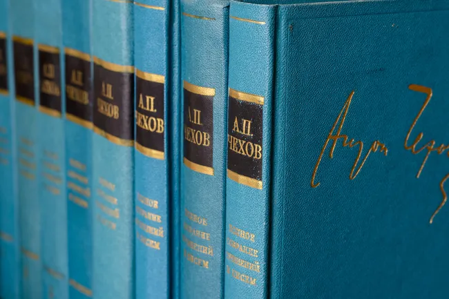 Проверка литературный знаний: а вы легко распознаете рассказы Чехова всего по одной цитате?