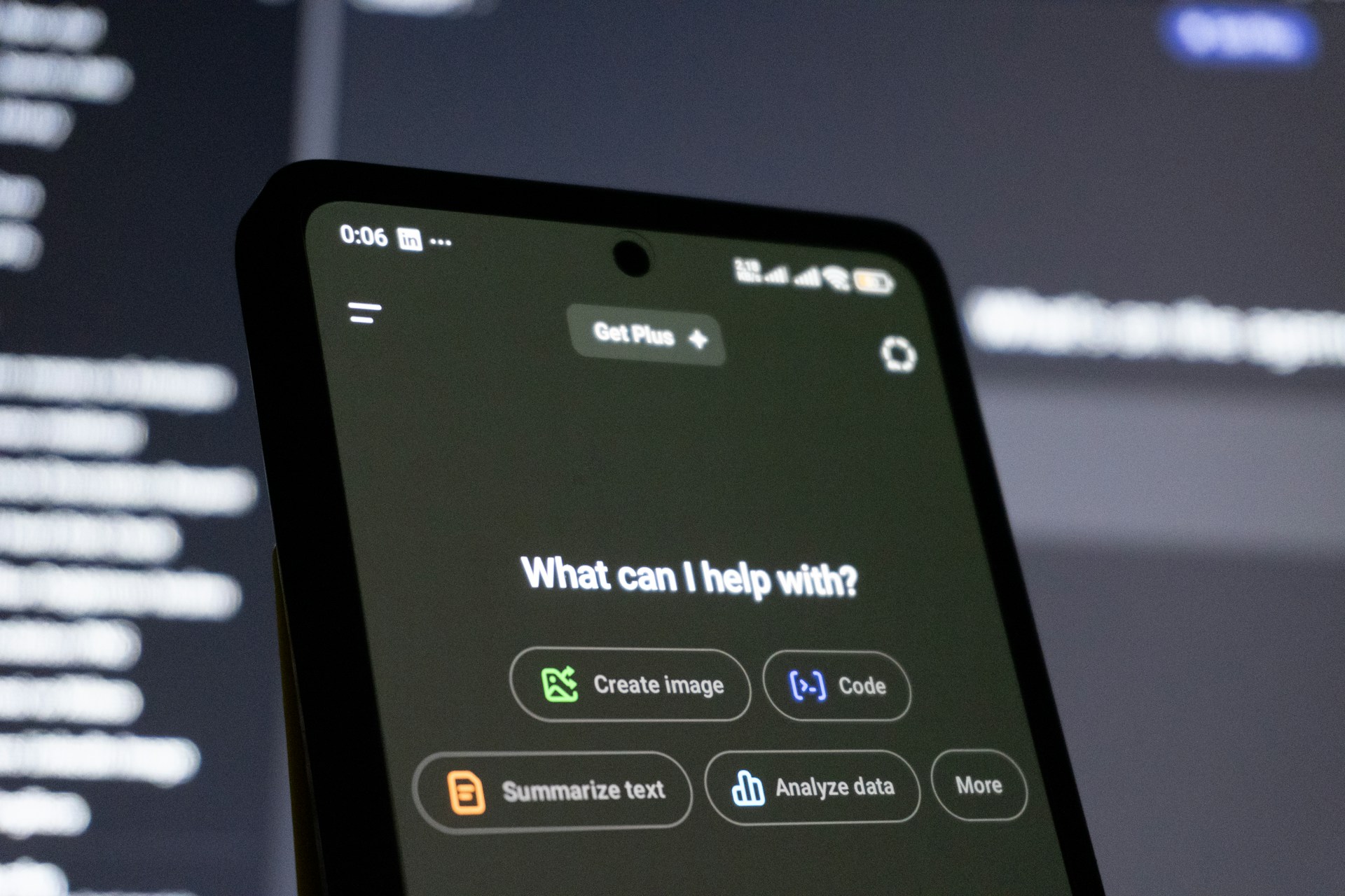 Ученые выявили три типа зависимости от чат-ботов с ИИ и нашли способы их лечения