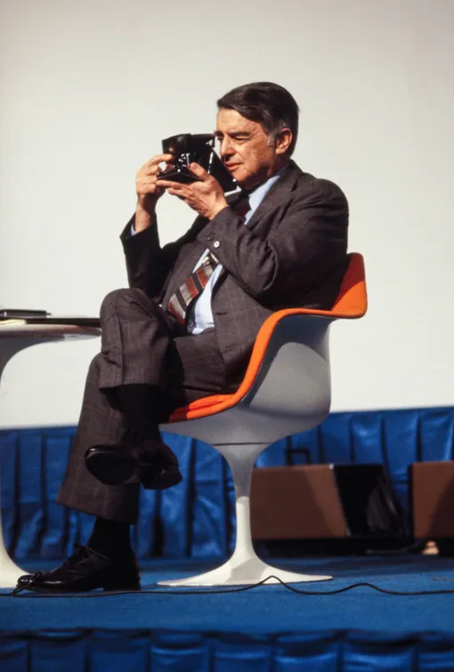 Эдвин Лэнд, основатель корпорации Polaroid Эдвин Лэнд, основатель корпорации Polaroid