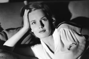 От Голливуда до слухов про лоботомию: печальная история успеха Фрэнсис Фармер От Голливуда до слухов про лоботомию: печальная история успеха Фрэнсис Фармер