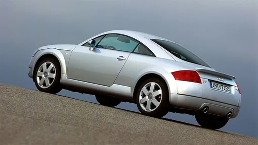 audi tt first gen with spoiler