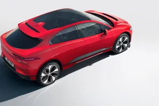 Автомобилем года стал электрический Jaguar I-Pace
