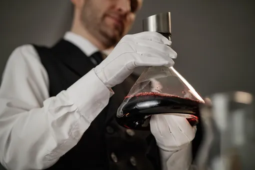 Декантирование вина Декантирование вина