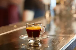 Эспрессо разрушило белки, вызывающие болезнь Альцгеймера Эспрессо разрушило белки, вызывающие болезнь Альцгеймера