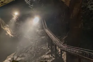 Почему заброшенные угольные шахты продолжают отравлять атмосферу Почему заброшенные угольные шахты продолжают отравлять атмосферу