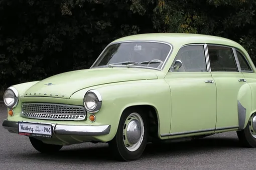 Почти как «Волга», но с причудами: чем удивляет этот легковой автомобиль из ГДР Почти как «Волга», но с причудами: чем удивляет этот легковой автомобиль из ГДР