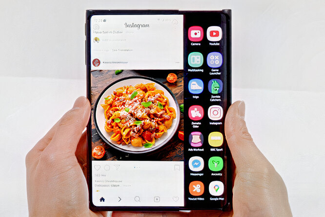 Samsung показала новые гибкие дисплеи для складных смартфонов Samsung показала новые гибкие дисплеи для складных смартфонов