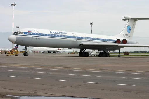 ил-62 дальавиа на летном поле