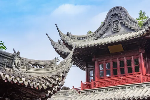 Крыши исторических зданий в Ю-Гарден в Шанхае Крыши исторических зданий в Ю-Гарден в Шанхае