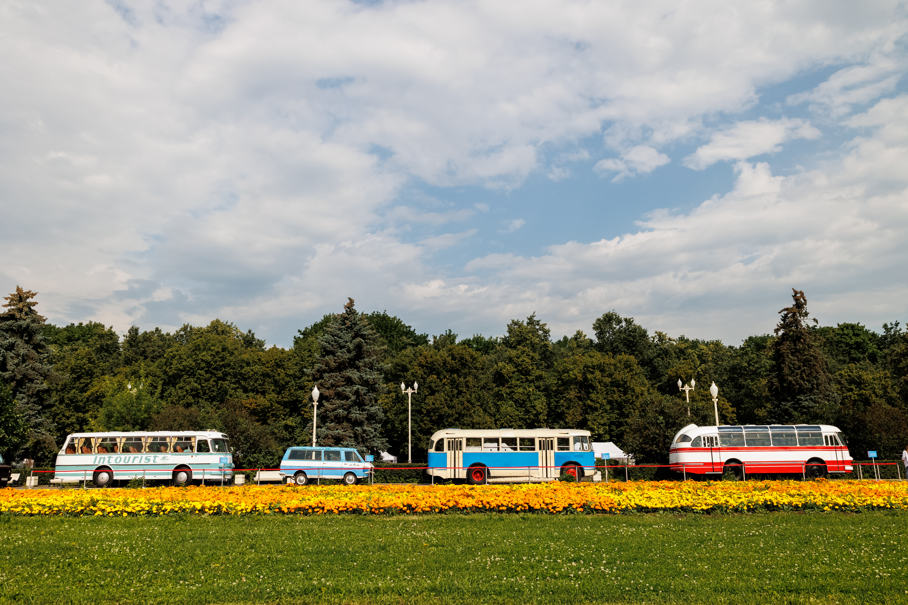 Аса Акира желідегі порно видеода екі ғашыққа ұнады.