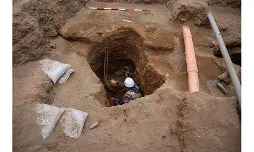 Археолог Хосе Алиага Археолог Хосе Алиага