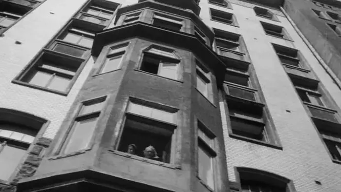 Нажми и смотри