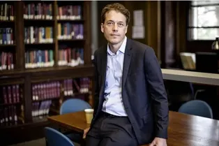 Историк Гарварда 8 лет путешествовал и сделал интересные выводы про капитализм