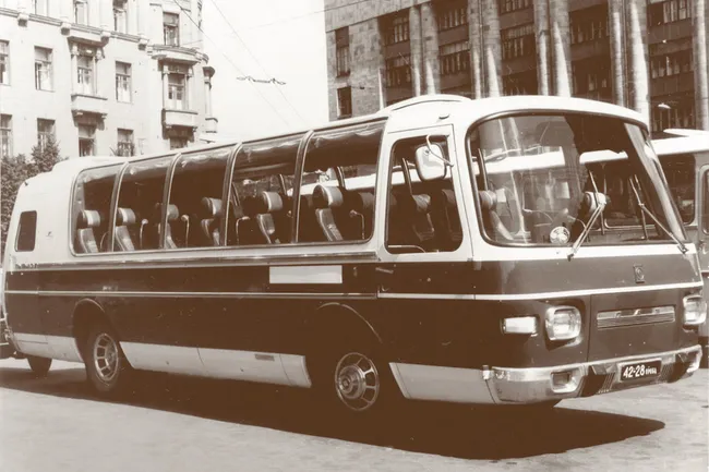 Секрет советских дизайнеров: почему автобус «ПАЗ-Турист» выглядит так стильно