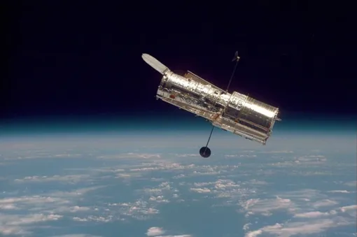 Космическому телескопу Хаббл также вскоре понадобится подъем, но такая миссия будет более дорогостоящей и сложной, чем предстоящий подъем обсерватории Swift.