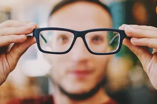 Новое слово в диагностике синдрома Альцгеймера: начало болезни можно отследить по глазам