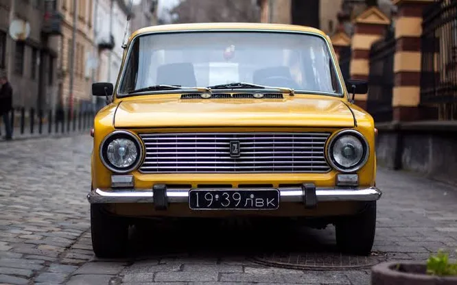 желтый автомобиль ваз 2101 желтый автомобиль ваз 2101