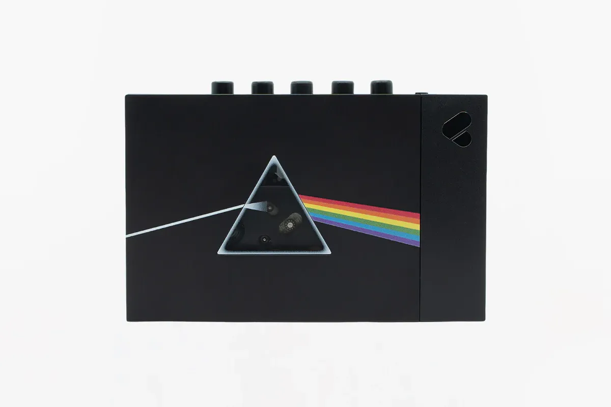 Этот Hi-Fi плеер вдохновлен Pink Floyd: обзор ретро-новинки