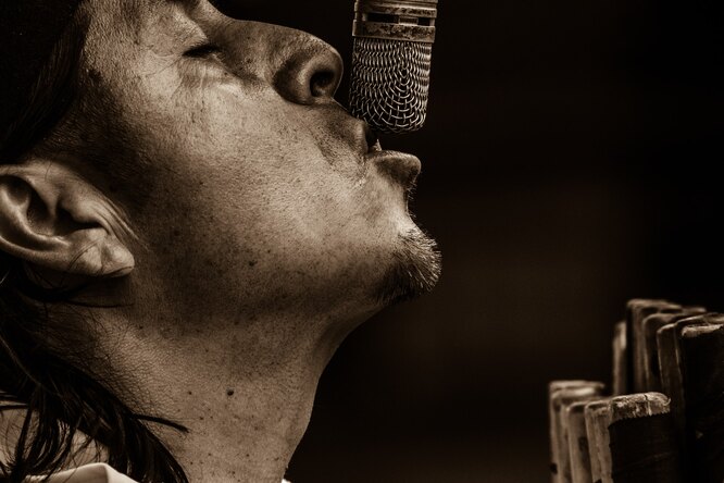 Почему в IX веке мужчины без половых органов считались лучшими певцами? Невероятные факты о голосе, которые поразят вас