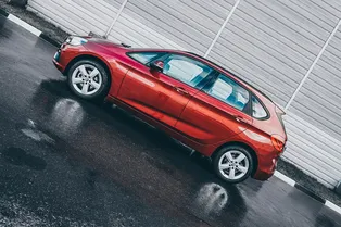 Активированная двойка: тест BMW 218i Active Tourer