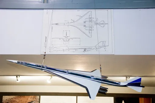 boeing 2707 scale model and drawing