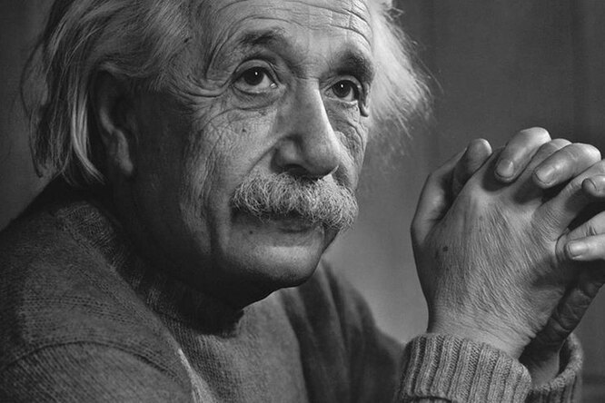 Эту ошибку совершают только слабые духом люди. Слова Эйнштейна помогут вам избавиться от нее и стать сильнее!