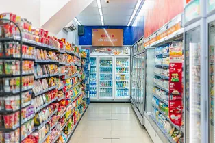 Почему молочный отдел обычно находится в самом конце супермаркетов: на то есть ряд причин Почему молочный отдел обычно находится в самом конце супермаркетов: на то есть ряд причин